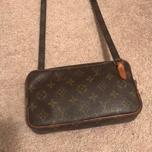 Authentic Louis Vuitton Crossbody